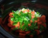A picture of step 2 of Lentejas viudas (Slow Cooker Lentils).