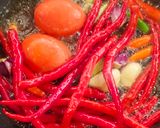 Foto langkah ke 2 dari resep Terong Ungu Penyet Sambal Tomat.