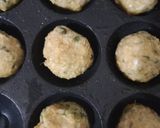 A picture of step 3 of Leftover rice and cabbage balls.