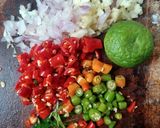 Foto langkah ke 1 dari resep Nugget Chilli Padi.