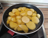 Foto del paso 4 de la receta: Patatas a lo pobre