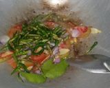 Foto langkah ke 4 dari resep Oseng Cumi Tempe Cabai Hijau.