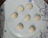 A picture of step 3 of Manohara Sondesh.