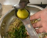A picture of step 4 of Keto Upma.