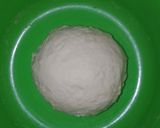 Foto langkah ke 3 dari resep Pizza Roll.