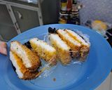 Foto langkah ke 4 dari resep Burger Nasi Ayam.