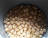 A picture of step 2 of Shahi Chana Masala biryani.
