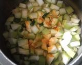 लौकी और चने की दाल (lauki aur chane ki dal recipe in Hindi) रेसिपी चरण 2 फोटो