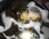 A picture of step 2 of Vada curry.