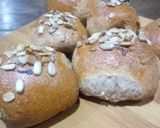 Foto del paso 4 de la receta: Pancitos con harina integral y girasol