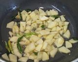 A picture of step 7 of Kaande Matar Pohe (Savory Flattened Rice With Green Peas).