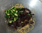 Foto langkah ke 3 dari resep Tumis Soun Jamur Kuping.