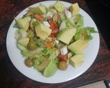 Foto del paso 1 de la receta: Ensalada con aguacate y queso fresco