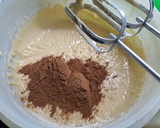 Foto del paso 2 de la receta: Budín húmedo de algarroba con frutas