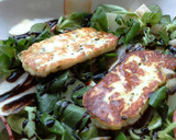Foto del paso 4 de la receta: Ensalada de canónigos con queso Halloumi