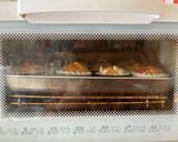 Foto langkah ke 6 dari resep Banana and date muffins.