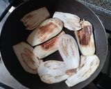 Foto del passaggio 2 della ricetta Rotolini di melanzane