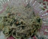 Foto del paso 5 de la receta: Fideos con verduras salteadas