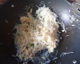 Foto langkah ke 5 dari resep Menu Anak: Bihun Goreng.