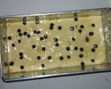 Foto langkah ke 4 dari resep Simple Yoghurt Cake.