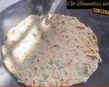 A picture of step 7 of Hara Bhara Parantha (Leafy wholeweat Flatbread).