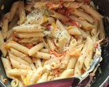 হোয়াইট সস চীজি পাস্তা রেসিপি (White Sauce Cheesy Pasta recipe in Bengali) রেসিপির ধাপ 4 ছবি