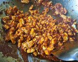 Gambar langkah 4 resipi Sambal tumis telur dadar hancur.
