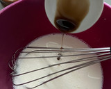 Foto del paso 2 de la receta: Crema pastelera con huevos de casa. Al microondas!