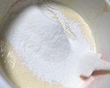 Foto langkah ke 2 dari resep 48. Bolu Pisang Simple.