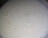 A picture of step 3 of Mango milk cake.
