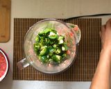 Foto del paso 3 de la receta: Salsa de Pollo Feliz | Salsa de Jitomate Cruda