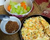 Hình bước làm 4 của món Trứng rán rau củ 🥕