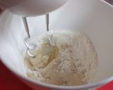 A picture of step 4 of How to make pizza base.