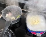Foto langkah ke 2 dari resep Ramen Versi Murah Pasti Enak.