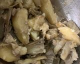 Foto del passaggio 3 della ricetta Patate e carciofi a spicchi