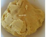 A picture of step 2 of Butter cookies.