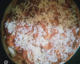 A picture of step 2 of Cheese pizza.
