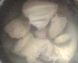 A picture of step 5 of Thai soup.
