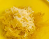 Foto langkah ke 2 dari resep Cheesy Hash Brown.