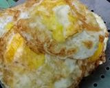 Foto langkah ke 1 dari resep Telur Ceplok Saus Tiram.