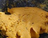 A picture of step 1 of Tamil Nadu evening snacks ring murmure.
