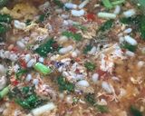 รูปขั้นตอนการทำที่ 1 ของ แกงไข่มดแดง​ แกงไข่มดส้มใส่ไข่