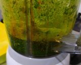 Foto langkah ke 1 dari resep Bolu Pandan Jadul (Dengan Jus Pandan Asli).