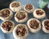 Foto del paso 3 de la receta: Champiñones rellenos de jamón 🇪🇸