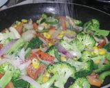 A picture of step 15 of White Sauce Pasta.