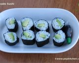 A picture of step 12 of Avocado Sushi.