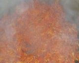 A picture of step 3 of Gajar Ka halwa.