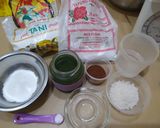 Foto langkah ke 1 dari resep Khanom Piak Poon (Thai Dessert).