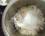 कांदा भजी (kanda bhaji recipe in marathi) रेसिपी स्टेप 3 फोटो 