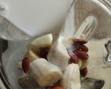 عکس مرحله 3 از دستور اسموتی سیب و موز🍎🍌🥛
